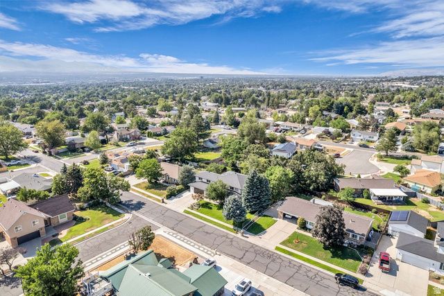 1451 E LONGDALE DR, Sandy, UT 84092