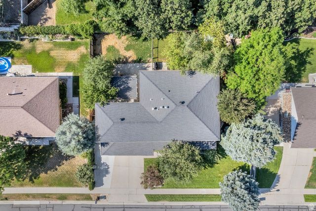1451 E LONGDALE DR, Sandy, UT 84092