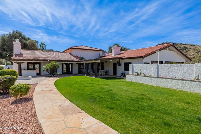 5444 W ELECTRA Lane, Glendale, AZ 85310