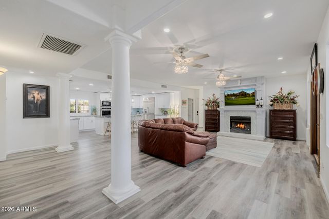 5444 W ELECTRA Lane, Glendale, AZ 85310