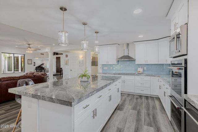 5444 W ELECTRA Lane, Glendale, AZ 85310