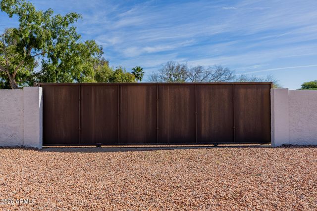 5444 W ELECTRA Lane, Glendale, AZ 85310