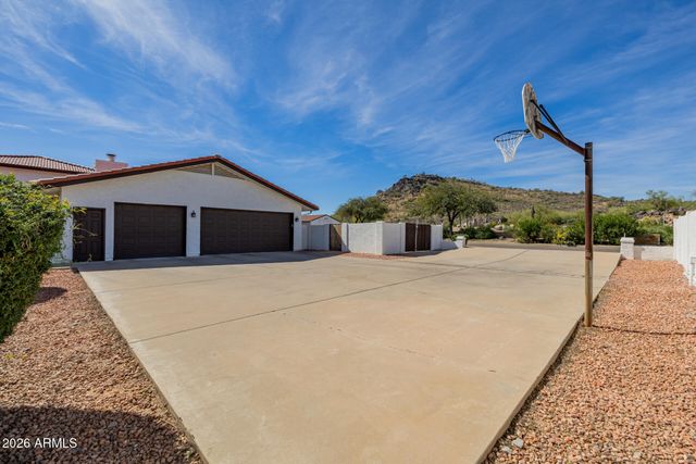 5444 W ELECTRA Lane, Glendale, AZ 85310