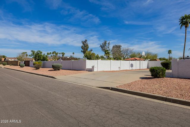 5444 W ELECTRA Lane, Glendale, AZ 85310