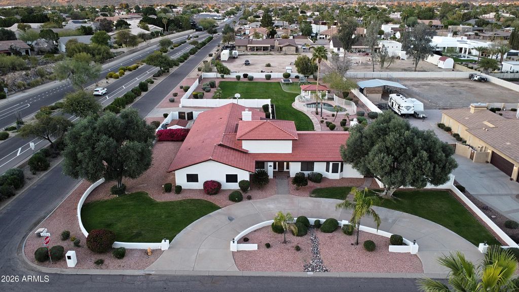 5444 W ELECTRA Lane, Glendale, AZ 85310