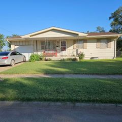 800 Harold Ave, Salina, KS 67401