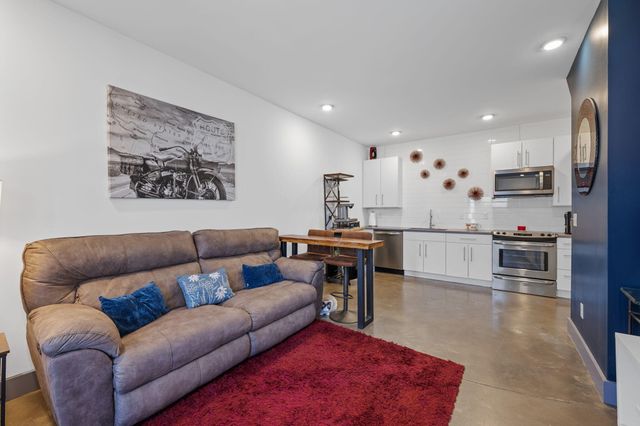 510 E Main Street Unit 112, Chattanooga, TN 37408