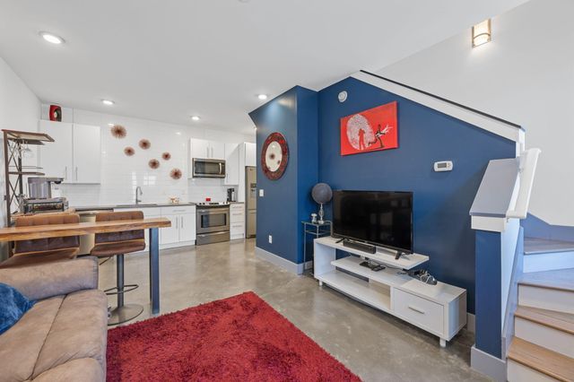 510 E Main Street Unit 112, Chattanooga, TN 37408