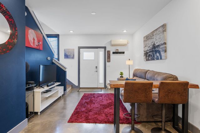 510 E Main Street Unit 112, Chattanooga, TN 37408