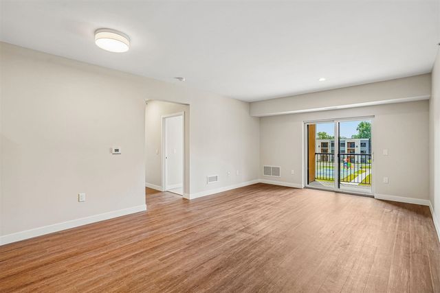 2645 Burton Road Unit: 3-3, Ann Arbor, MI 48104