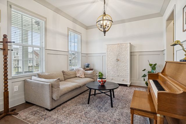 1566 Drakes Creek Rd, Hendersonville, TN 37075