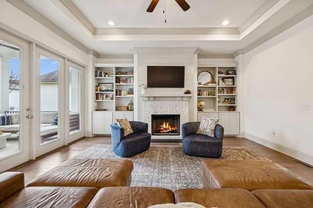 1566 Drakes Creek Rd, Hendersonville, TN 37075