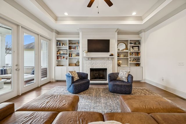 1566 Drakes Creek Rd, Hendersonville, TN 37075