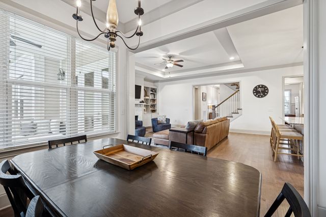 1566 Drakes Creek Rd, Hendersonville, TN 37075