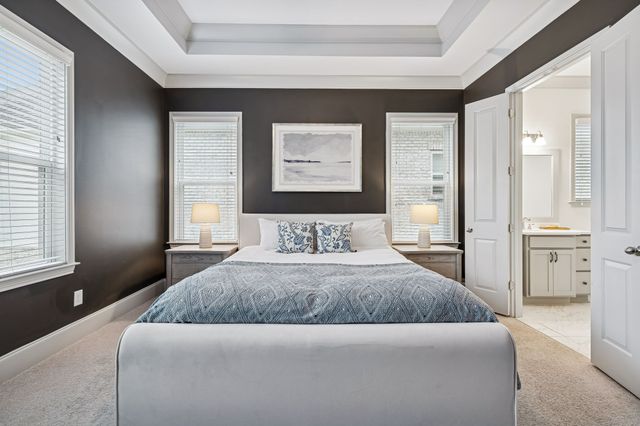 1566 Drakes Creek Rd, Hendersonville, TN 37075