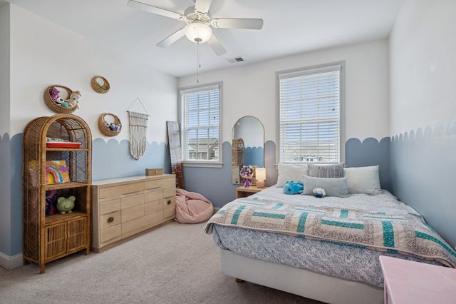 1566 Drakes Creek Rd, Hendersonville, TN 37075