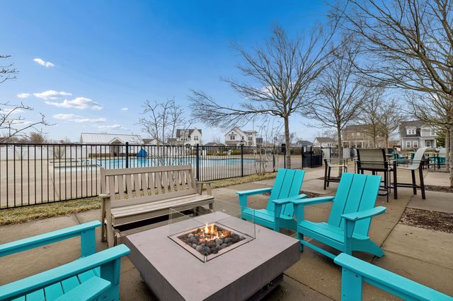 1566 Drakes Creek Rd, Hendersonville, TN 37075