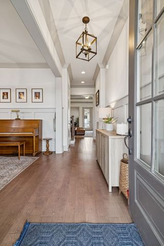 1566 Drakes Creek Rd, Hendersonville, TN 37075