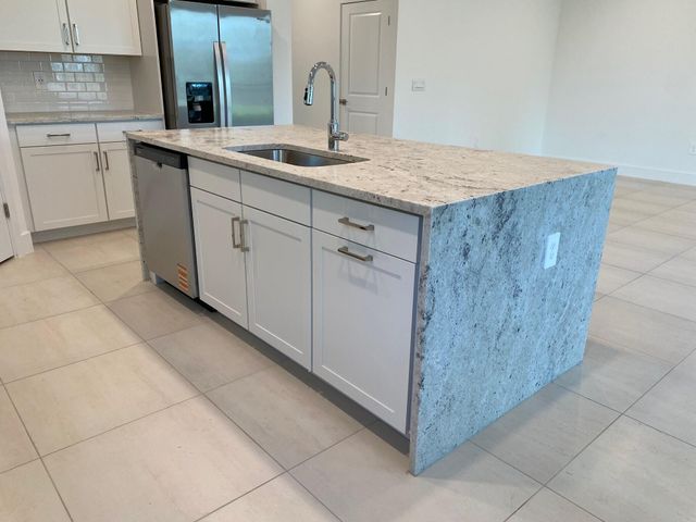 6950 SE Park Trace Drive, Stuart, FL 34997