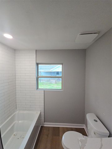 3118 Memel Street, Houston, TX 77026