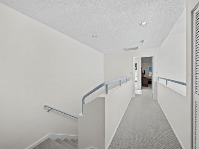 1904 HARBOURSIDE DRIVE 202, Longboat Key, FL 34228