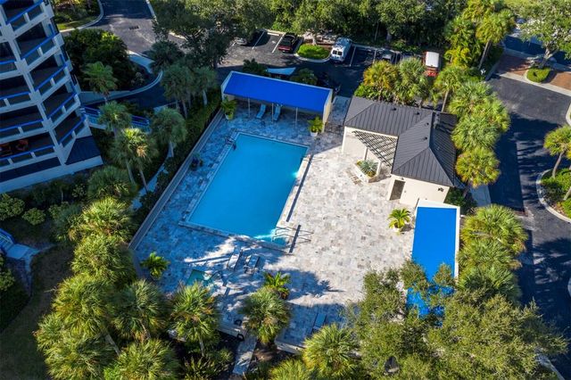 1904 HARBOURSIDE DRIVE 202, Longboat Key, FL 34228