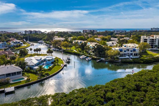 1904 HARBOURSIDE DRIVE 202, Longboat Key, FL 34228