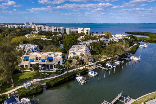 1904 HARBOURSIDE DRIVE 202, Longboat Key, FL 34228