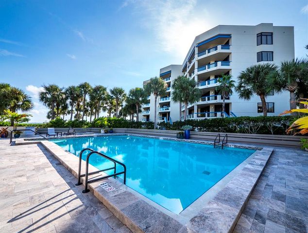 1904 HARBOURSIDE DRIVE 202, Longboat Key, FL 34228