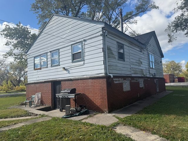 1445 Lexington Avenue, Ford Heights, IL 60411