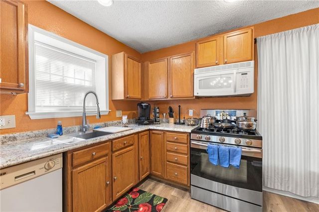 3435 Euclid Avenue, Kansas City, MO 64109