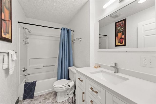 3435 Euclid Avenue, Kansas City, MO 64109
