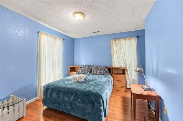 3435 Euclid Avenue, Kansas City, MO 64109