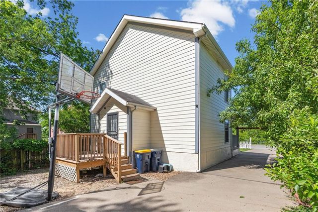 3435 Euclid Avenue, Kansas City, MO 64109