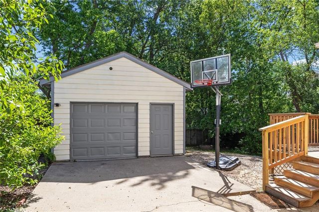 3435 Euclid Avenue, Kansas City, MO 64109