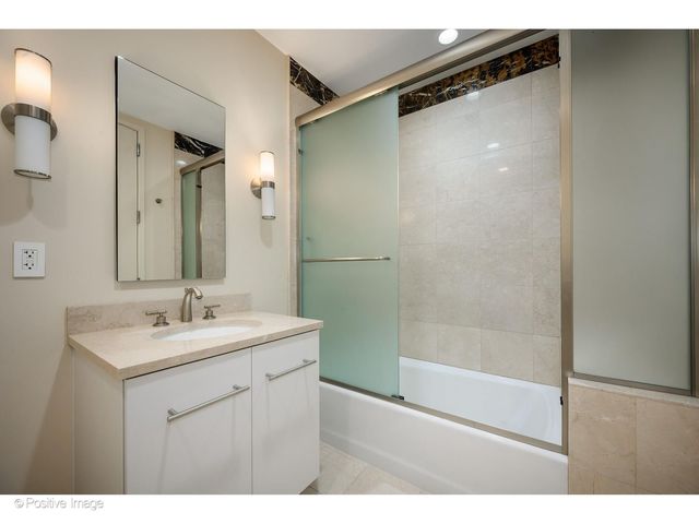 401 N Wabash Avenue 86D, Chicago, IL 60611