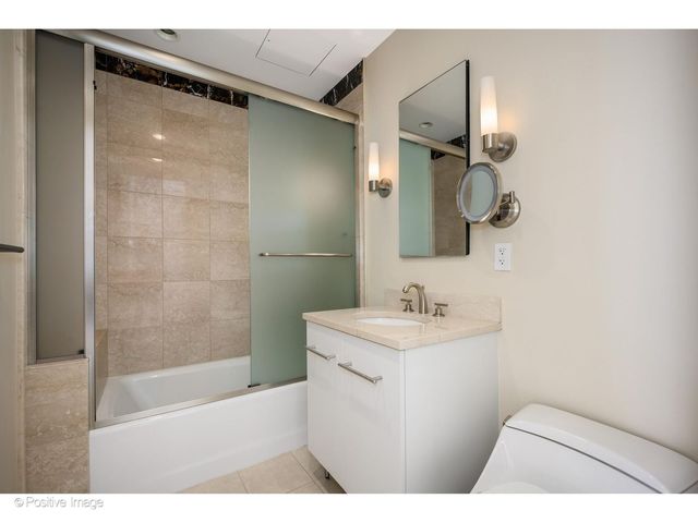 401 N Wabash Avenue 86D, Chicago, IL 60611