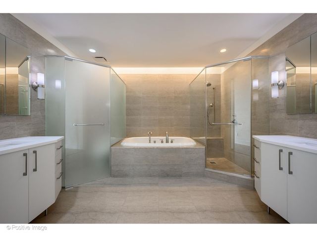401 N Wabash Avenue 86D, Chicago, IL 60611