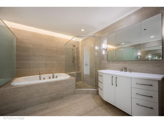 401 N Wabash Avenue 86D, Chicago, IL 60611