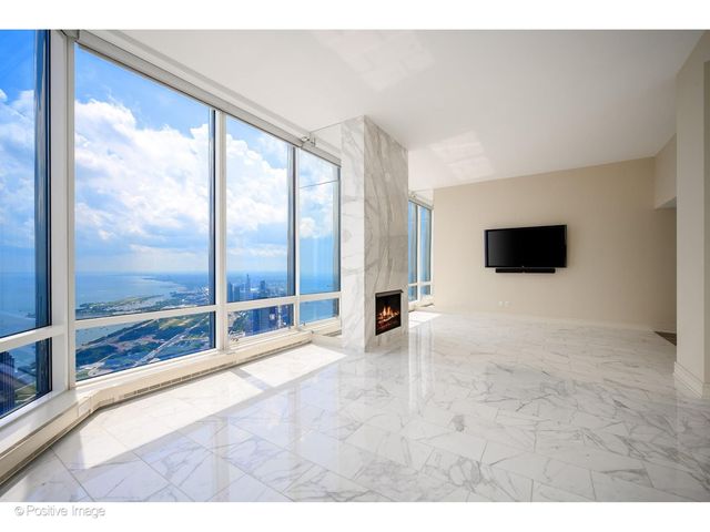 401 N Wabash Avenue 86D, Chicago, IL 60611
