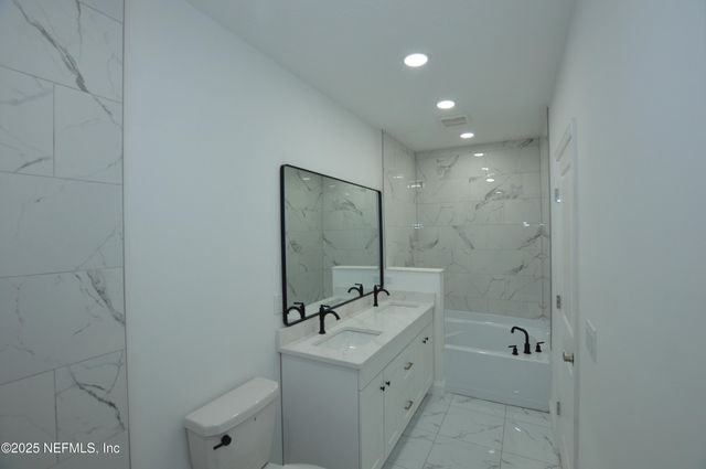 7941 ALDERMAN Road, Jacksonville, FL 32211