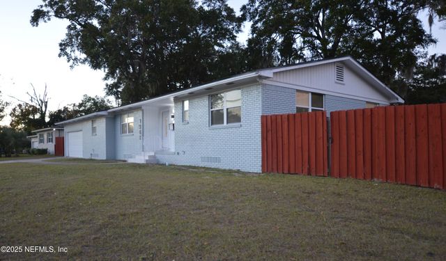 7941 ALDERMAN Road, Jacksonville, FL 32211