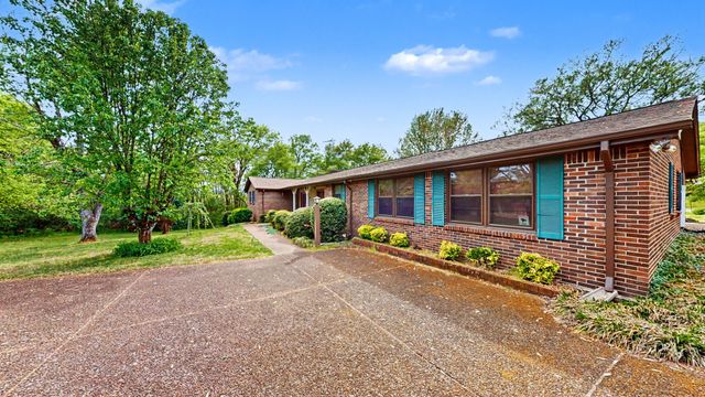 2413 Fly Rd, Nolensville, TN 37135