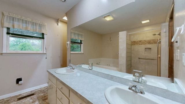 2413 Fly Rd, Nolensville, TN 37135