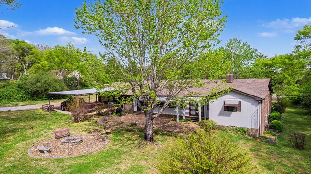 2413 Fly Rd, Nolensville, TN 37135