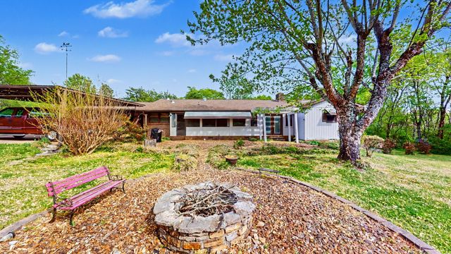 2413 Fly Rd, Nolensville, TN 37135