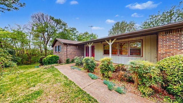 2413 Fly Rd, Nolensville, TN 37135