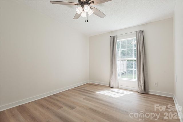 141 Tommys Lane, Mooresville, NC 28117