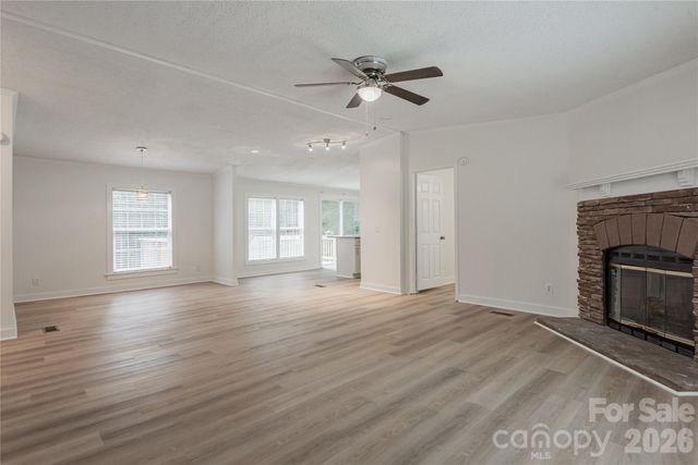 141 Tommys Lane, Mooresville, NC 28117