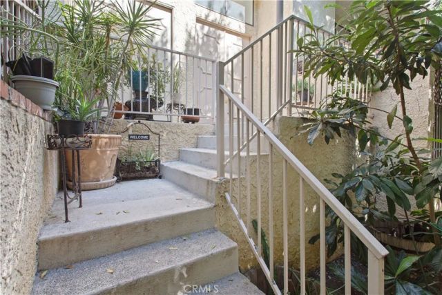 5727 ETIWANDA 3, Tarzana, CA 91364